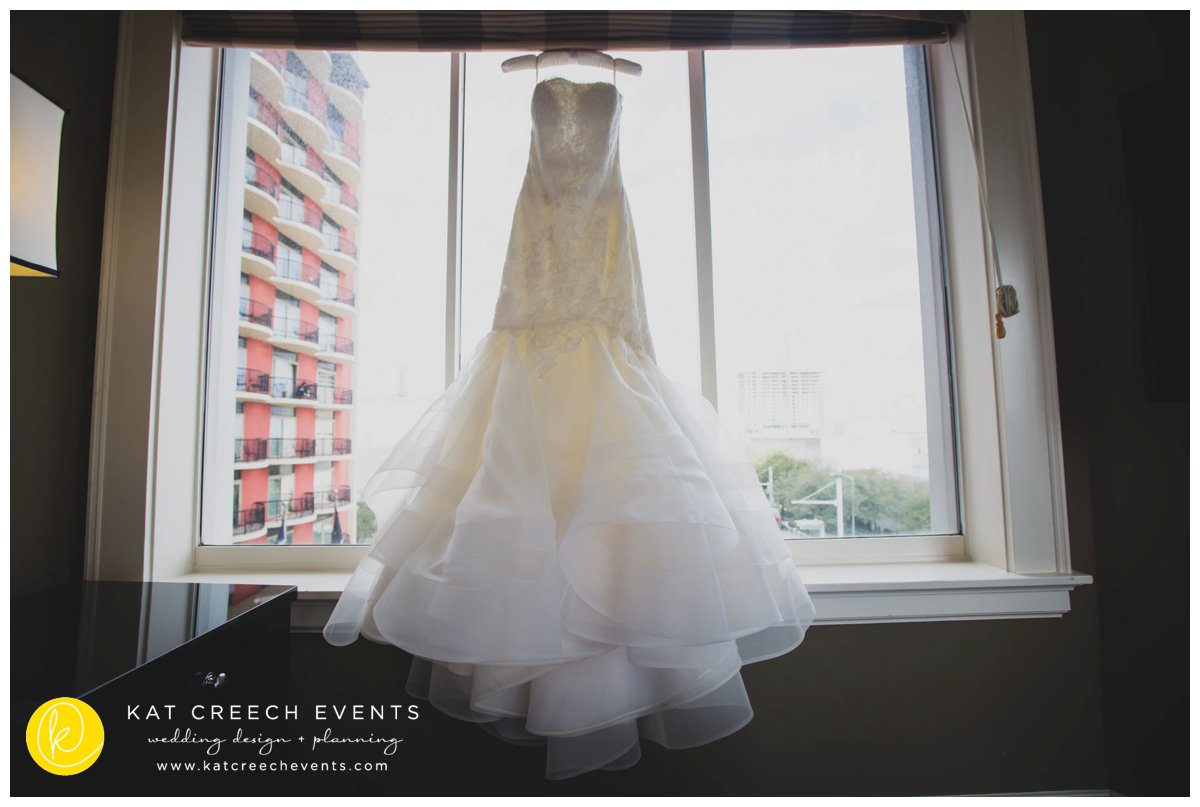 rivini | ivory bridal gown |wedding planner | wedding stylist